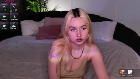kerry_mell online show from August 11, 5:26 pm