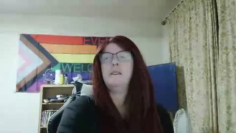 kerrylouise tv online show from July 14, 10:54 pm