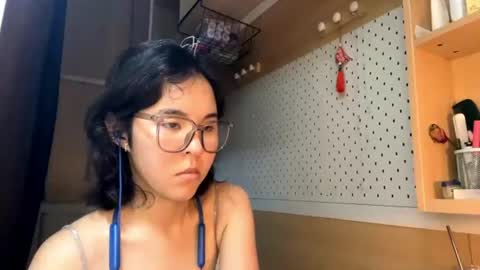 Jenny  online show from June 21, 3:40 am