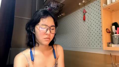 Jenny  online show from June 21, 4:46 am