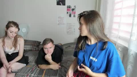 kesh_mne online show from August 7, 3:01 pm