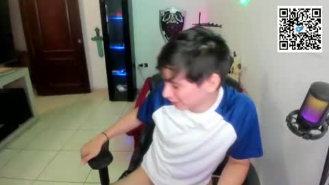 Kevin online show from August 12, 1:52 am