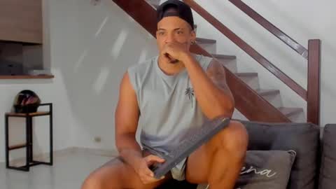 Kevin Lance online show from July 25, 8:51 am