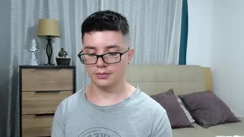 Kevin online show from August 14, 3:54 am