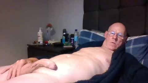 kevlooking4sez online show from July 19, 3:52 am
