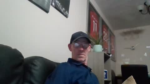 kevlooking4sez online show from July 20, 12:46 am