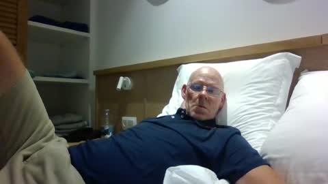 kevlooking4sez online show from July 31, 11:10 pm