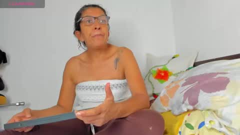 Keila Milf online show from July 25, 2:48 am