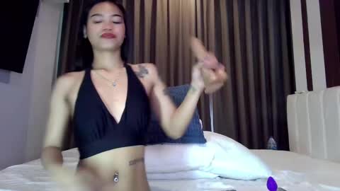 keylle_x online show from March 12, 7:06 am