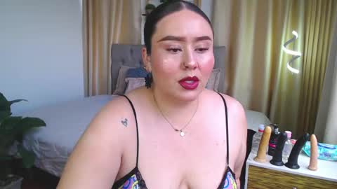K H A I L A online show from September 9, 8:06 pm