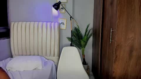 khate_smith online show from June 30, 7:48 pm