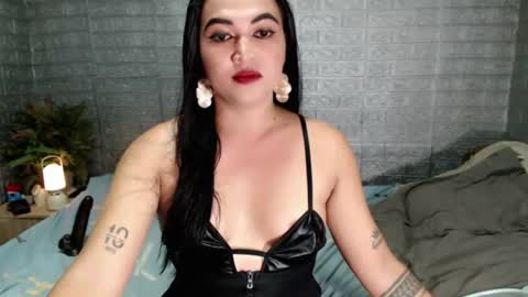khimtemptress69 online show from June 20, 3:34 pm