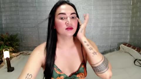 khimtemptress69 online show from June 30, 5:19 am