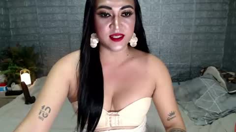khimtemptress69 online show from July 6, 2:09 pm