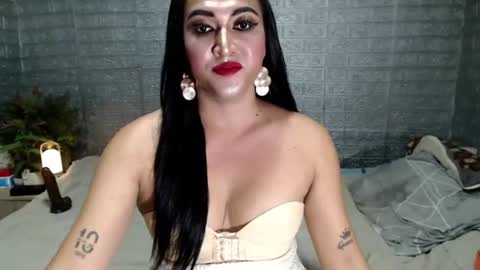 khimtemptress69 online show from July 6, 3:15 pm