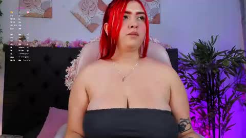 Khloe  online show from August 13, 4:32 pm