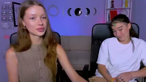 khloebeauty online show from August 9, 11:33 am
