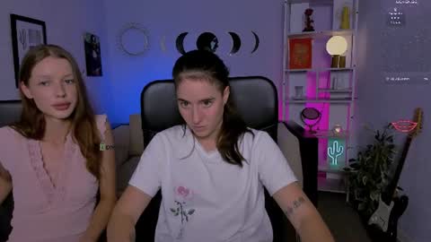 khloebeauty online show from August 11, 4:42 pm