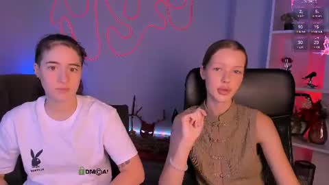 khloebeauty online show from August 14, 5:55 am