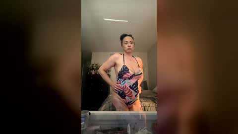 kiannaluv online show from July 14, 9:15 pm