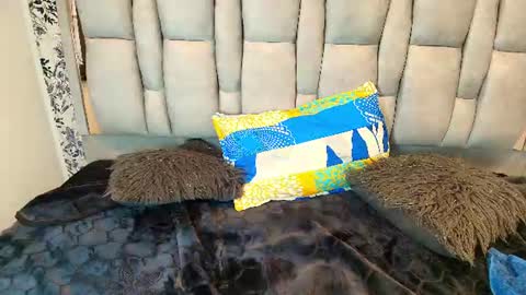kiara Cruz online show from August 13, 10:13 pm