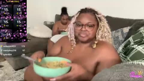 KiaraSugars online show from July 17, 7:52 am