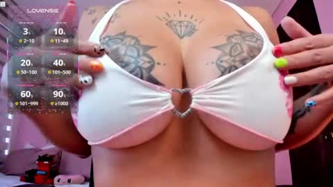 Kiarielle online show from August 5, 10:19 pm