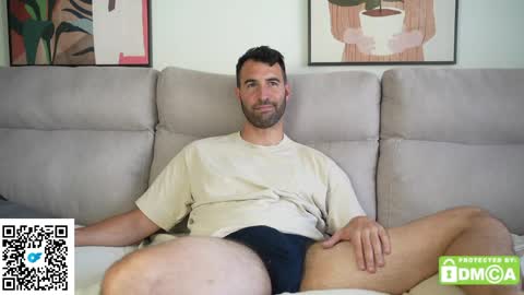 Hello I am Manu welcome to my room  online show from May 4, 5:03 pm