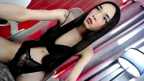 kieramoore online show from August 12, 6:21 pm
