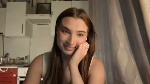 Cou cou my name is Sofi  Lets hit 10 Thumbs Up together   online show from June 10, 4:58 pm