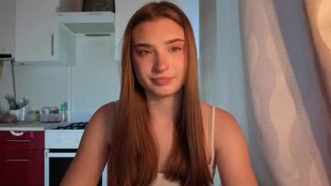 Cou cou my name is Sofi  Lets hit 10 Thumbs Up together   online show from June 15, 3:21 pm