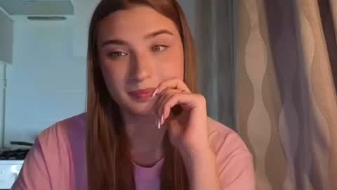 Cou cou my name is Sofi  Lets hit 10 Thumbs Up together   online show from June 25, 5:49 pm