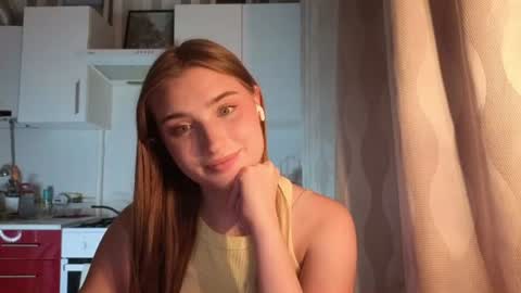 Cou cou my name is Sofi  Lets hit 10 Thumbs Up together   online show from July 1, 6:20 pm