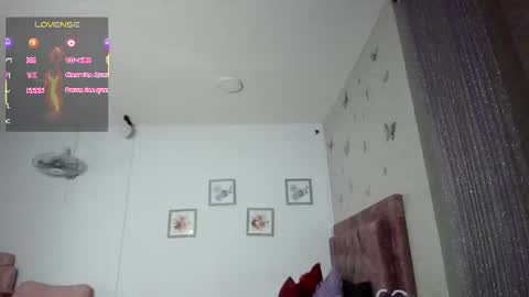 Kiara  online show from August 6, 3:27 am