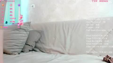 kikistacy online show from August 15, 10:52 am