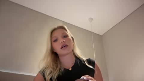 Killer  Tits online show from July 31, 5:07 pm