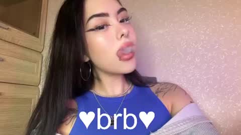 kim_brownie online show from August 7, 10:04 am