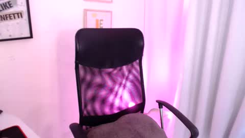 Kimberly online show from August 1, 12:33 pm