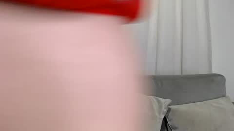 Kim  online show from August 14, 5:05 pm