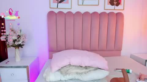 kim_miller4 online show from August 15, 1:53 am