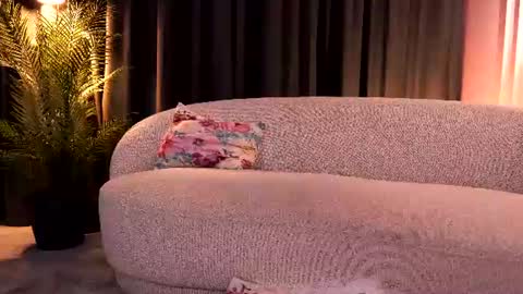 Kim online show from August 11, 11:18 pm