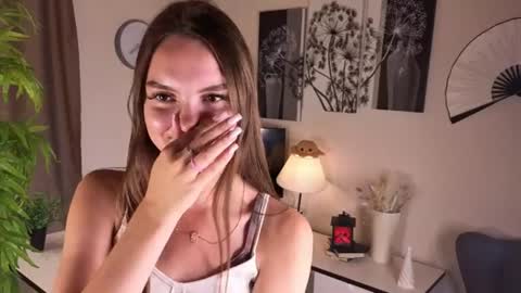 kimberly_ferguson online show from August 12, 2:30 pm