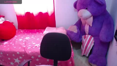 Kim online show from August 4, 4:48 pm