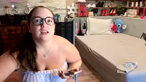 kimberlycaprice online show from August 13, 7:11 am