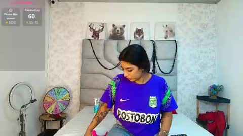 kimberlyfox_t online show from July 28, 12:22 pm