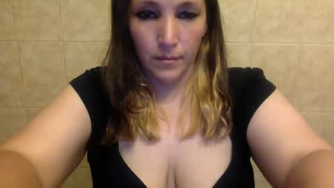 KimberlyLynn online show from August 12, 10:56 pm