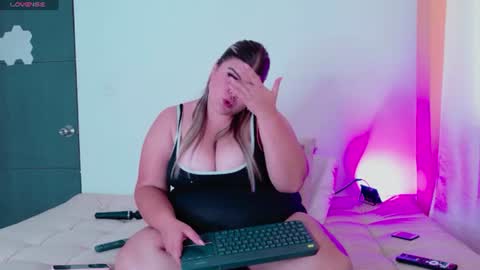 Kim online show from September 4, 3:27 pm