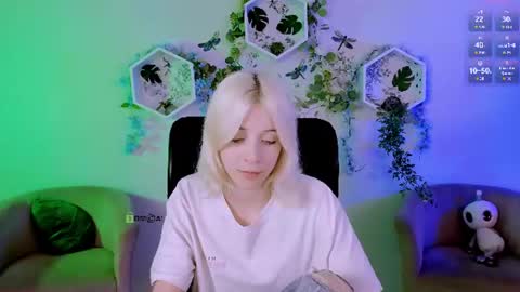 kimi_sky online show from August 3, 1:34 am