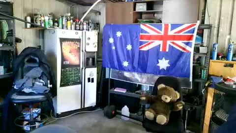 kimintheshed online show from June 7, 1:32 am