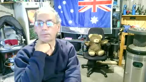 kimintheshed online show from June 14, 6:43 am